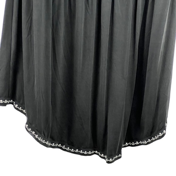 New-miss Me Deep V neck, Embroidered, Empire Waist, Hi-Lo, Mini Dress - Picture 9 of 16